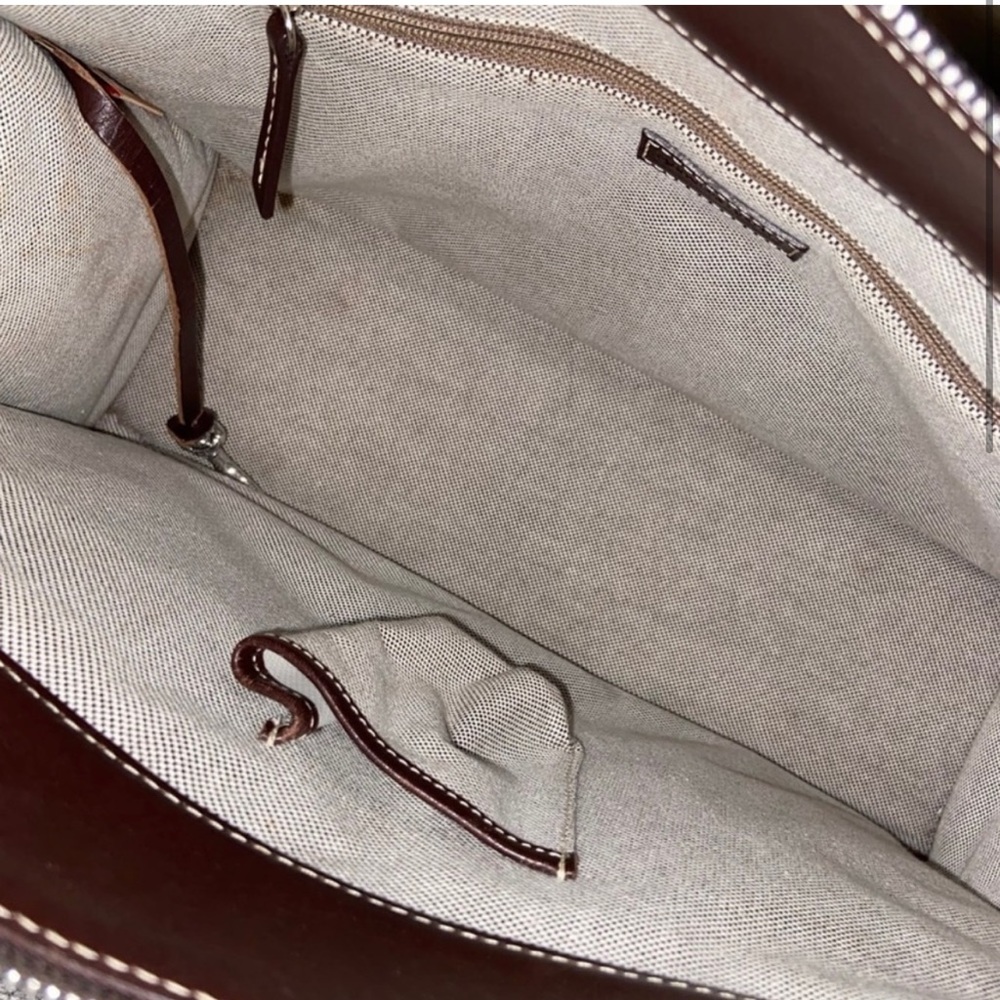 EUC. DOONEY & BOURKE BAG - Picture 2 of 8